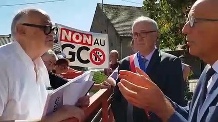 Les anti-GCO à la rencontre du préfet