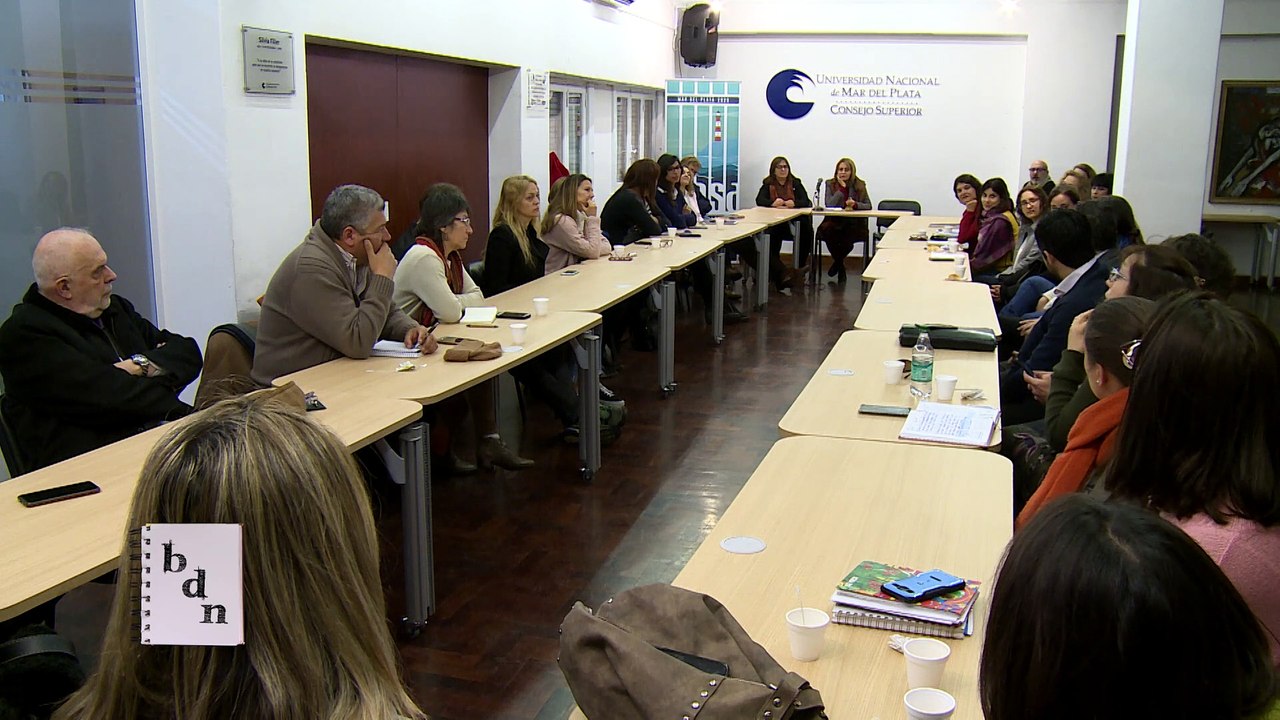 Charla debate “La justicia y sus asimetrías”