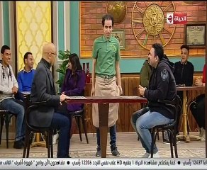 "بطريقة ساخرة".. أكرم حسنى يقّدم وصفة لتبرير التأخير عن الشغل
