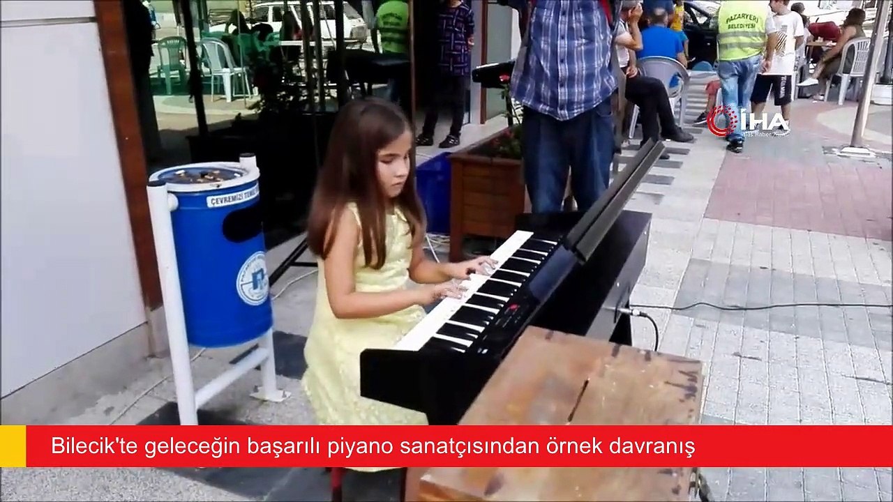 Geleceğin başarılı piyano sanatçısından örnek davranış