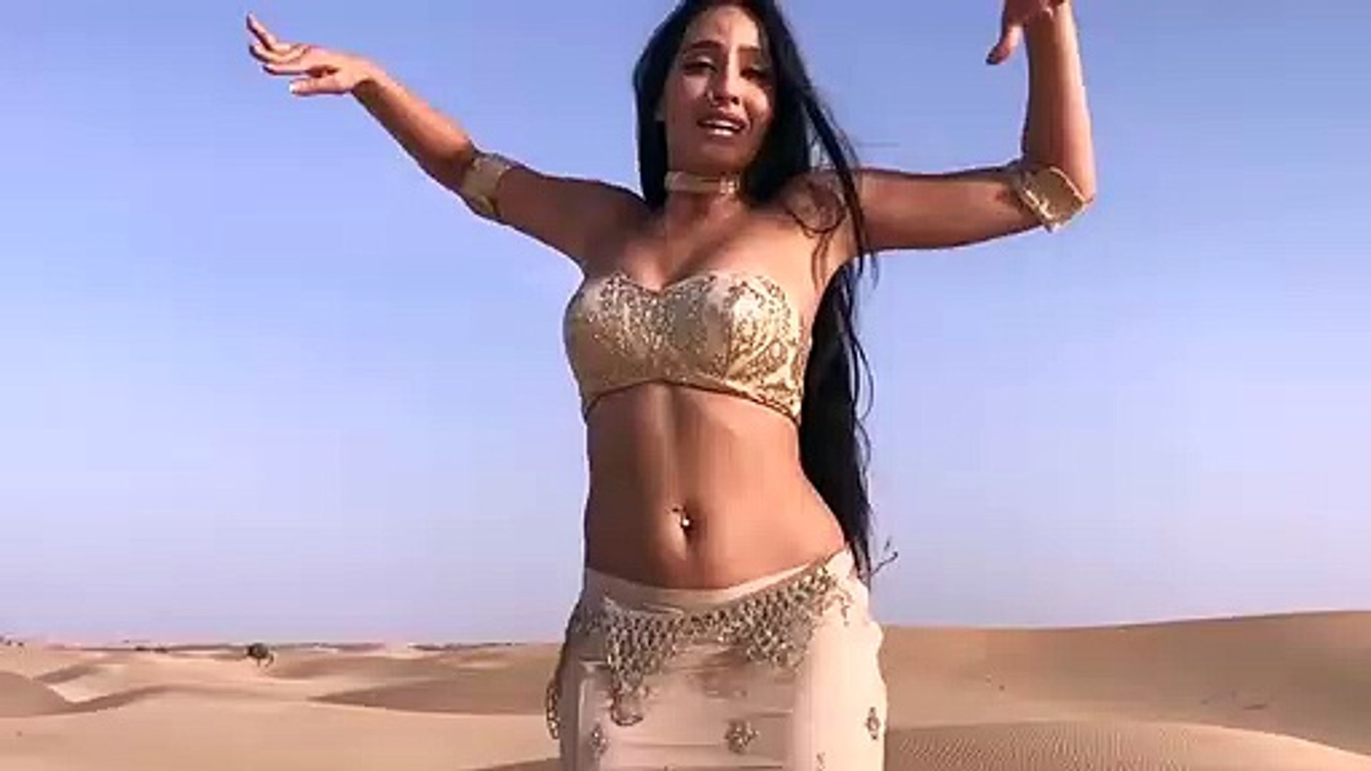Nora Fatehi Bellydance | Alabina Dance Choreography | Abu Dhabi Desert -  video Dailymotion