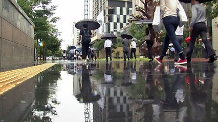 [날씨] 경기 북부·제주 호우특보...주말 태풍 한반도 강타 / YTN