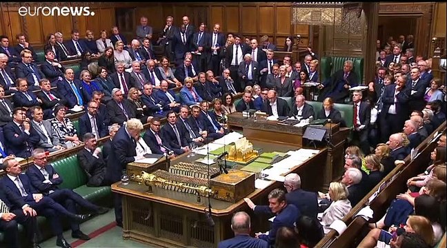 Westminster frena el Brexit duro de Boris Johnson