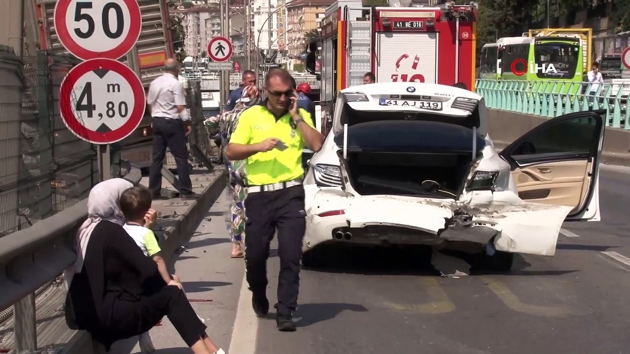 Otomobille çarpışan tır yolun karşı şeridine geçti, D100 trafiğe kapandı