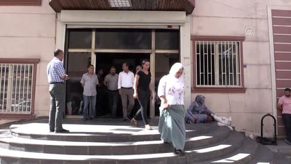 Oturma eylemi yapan Diyarbakır annelerinden HDP'lilere tepki - DİYARBAKIR