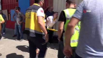 Kontrolden çıkan otomobil 3 metrelik duvardan uçtu: 2 yaralı