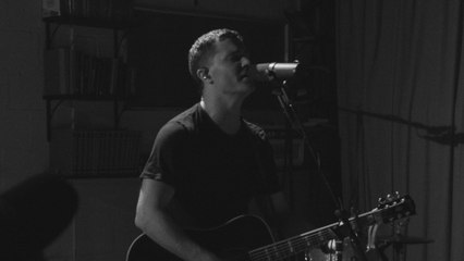 Pat Barrett - I Am Held