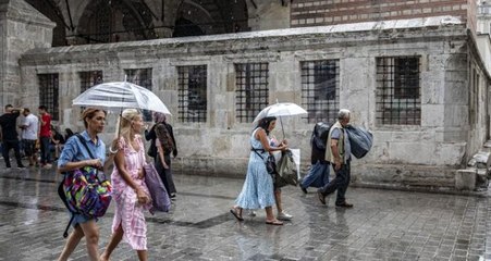 Meteoroloji, İstanbul için saat verip uyardı