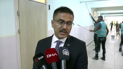 Yükümlüler, okulları yeni eğitim dönemine hazırlıyor - VAN