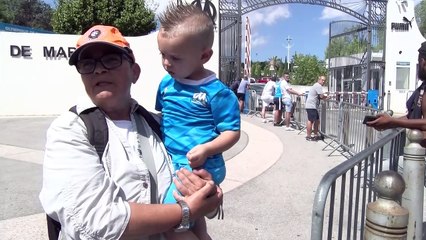 Microtrottoir des supporters devant la commanderie