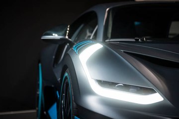 A Bugatti Breaks 300mph, Shattering the Record