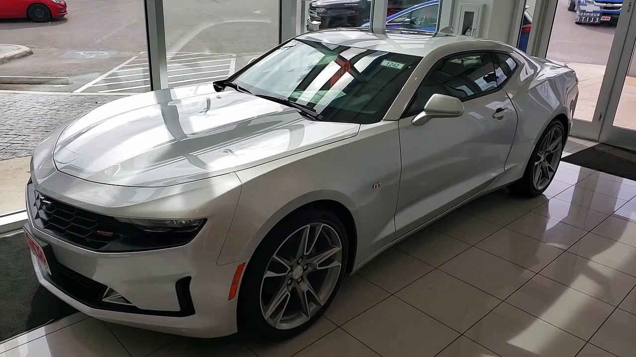 2019 CHEVROLET Camaro LT1 San Antonio TX | Low Price CHEVY Dealer Castroville TX