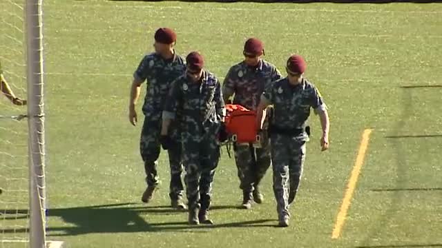 El cuerpo sin vida de Blanca Fernández Ochoa, trasladado hasta el campo de fútbol de Cercedilla