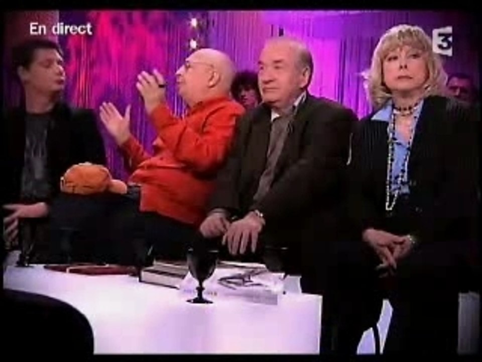 Monique Pantel défend son Almodovar