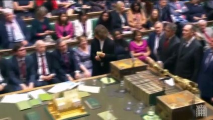 Download Video: Parlamento británico aprueba ley para bloquear un Brexit sin acuerdo