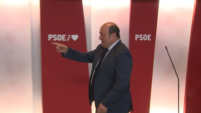 Ortuzar y Ábalos en rueda de prensa