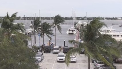 Sureste de EE.UU. no baja la guardia ante un Dorian tranquilo pero aún dañino