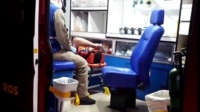 Carro e moto batem no Bairro Universitário e jovem fica ferido