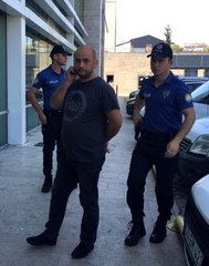 Tartıştığı kişi kulağının bir bölümünü ısırarak kopardı