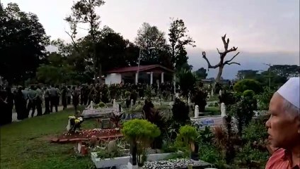 Major Mohd Zahir Armaya is laid to rest with full military honours