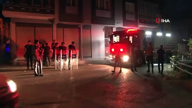 İzmir’de cinayet zanlılarının evi kundaklandı - Haber