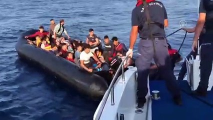 İzmir'de 72 düzensiz göçmen yakalandı