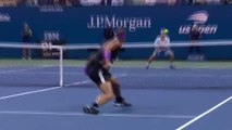 لقطة: تنس: شوارتزمان يسدد ضربة خلفية مُتقنة بمواجهة نادال
