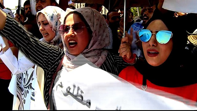 Iraq protests: Thousands of graduates demand jobs from government