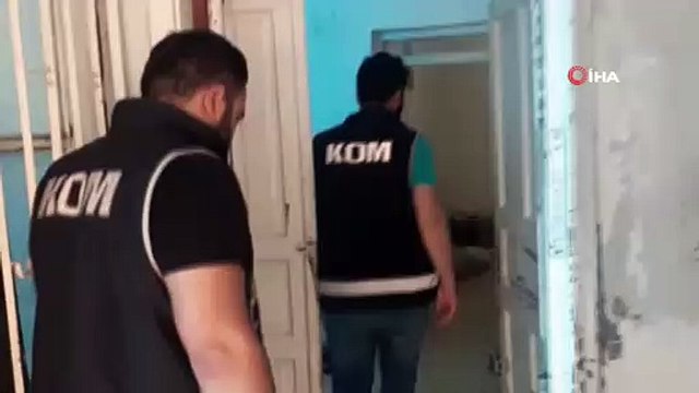 Evini Kaçak Sigara İmalathanesine Çevirmiş