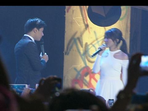 WATCH: Daniel kisses Kathryn during his birthday concert
