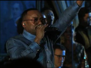 Bituin, Kuh, apl.de.ap perform for Obama