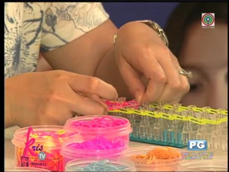 How rainbow loom bracelets are done