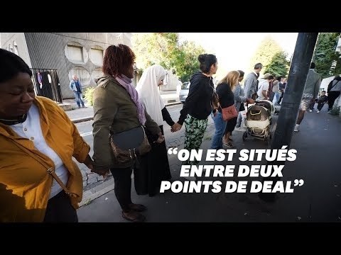 Contre le trafic de drogues, des chaînes humaines de parents autour des écoles