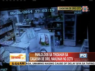 WATCH: Customer fights robber