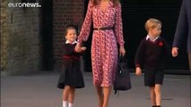 أميرةٌ في مدرسة.. شاهد الأميرة شارلوت بصحبة والديها في أول يوم دراسي لها