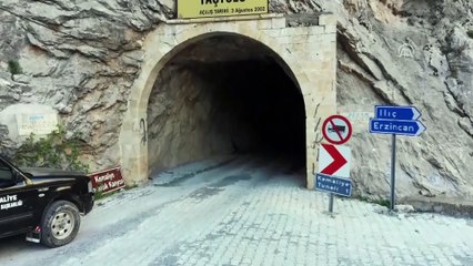 Göçük nedeniyle kapanan asırlık Taş Yolu ulaşıma açılıyor - ERZİNCAN