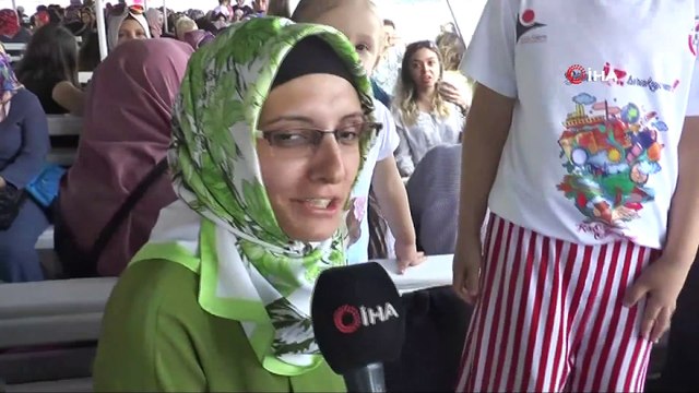 Eyüpsultanlı 500 kadın boğaz havası aldı