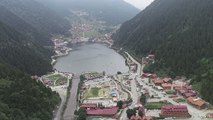 Uzungöl'deki kaçak yapılar yıkılıyor