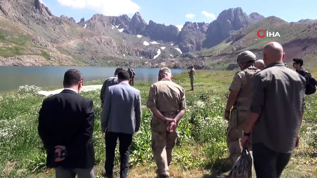 Vali Akbıyık, Yüksekova 3. Piyade Komutanlığını ziyaret etti