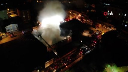 İstanbul'da mobilya atölyesinde yangın