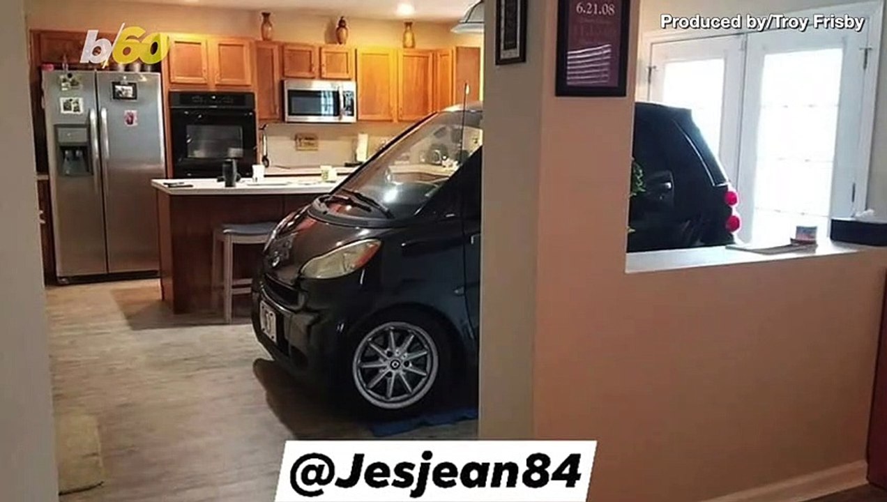 Smart Car Owner Outsmarts Hurricane! Florida Ma...
