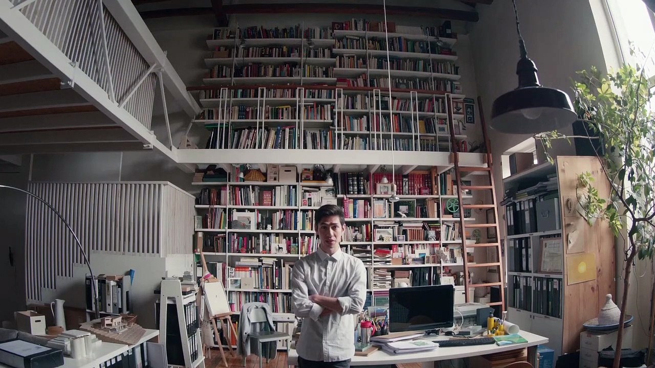 Mercedes-Benz 2019 A-Class Commercial "Hey Mercedes"