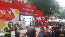 Primoz Roglic mantiene el maillot rojo en Bilbao