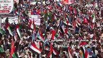 تجمع حاشد لمؤيدي الانفصاليين في اليمن بعد شهر من معارك الجنوب