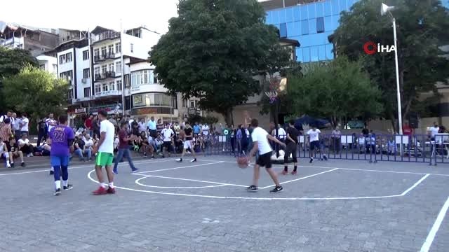 Şehzadeler Sokak Basketbol Turnuvası başladı