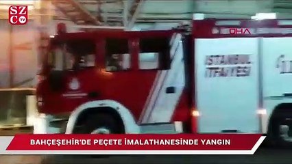Bahçeşehir'de peçete imalathanesinde yangın