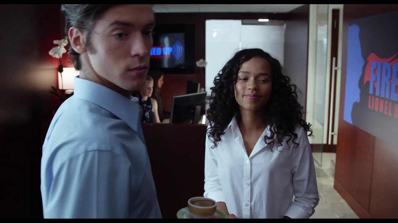 Hot Air Movie Clip - The Intern
