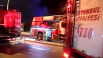 İstanbul ? ataşehir'de bir restoran alev alev yanıyor
