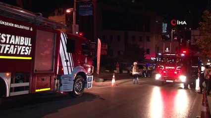 Ataşehir'de 3 katlı bir kafe'de yangın çıktı, olay yerinde çok sayıda itfaiye ekibi gönderildi.