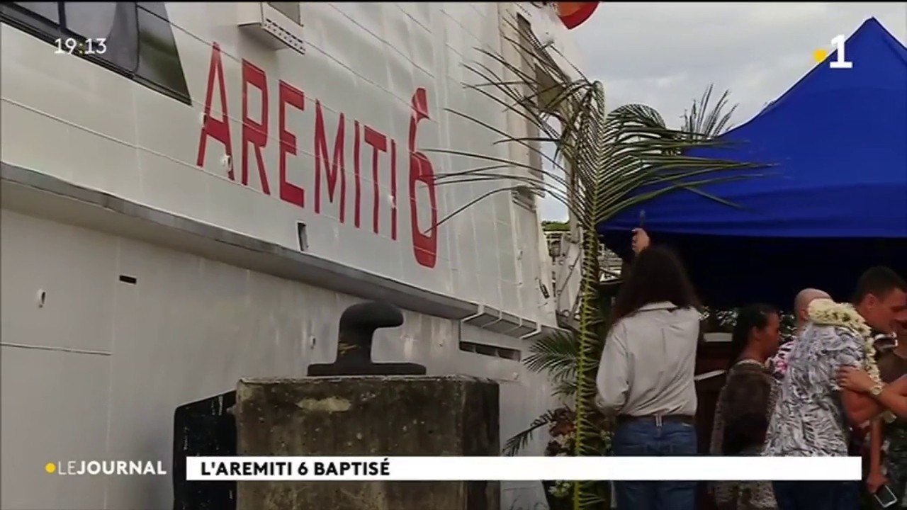 Bataille navale dans le chenal entre Tahiti et Moorea